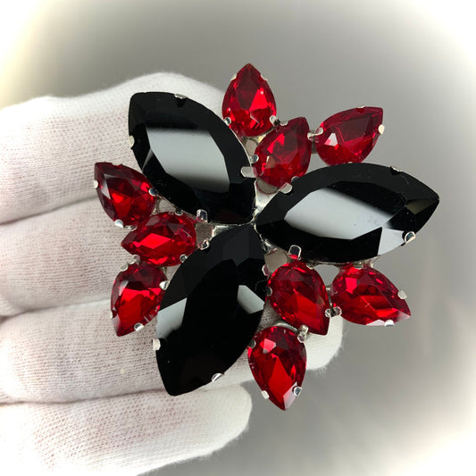 Blood Red & Black Ring / Cocktail Dress Ring / Adjustable back / Gift / Drag Queen Ring /Costume Jewellery